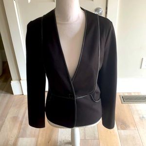 Women’s Max Studio black blazer size small. Pristine preowned condition.